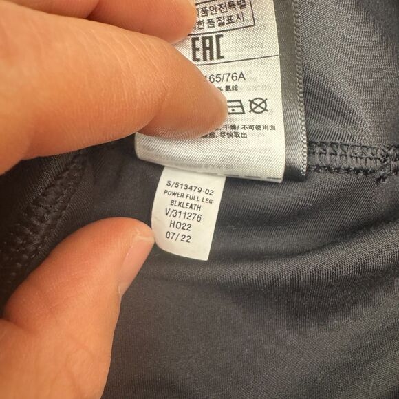 Gap Fit Recycled Power Full Leg Faux Leather Leggings Womens Medium Black 28x26 - Picture 6 of 11